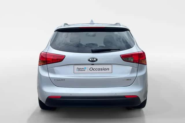 Kia Cee'd (2018) thumbnail 6