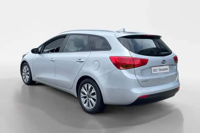 Kia Cee'd (2018) thumbnail 8