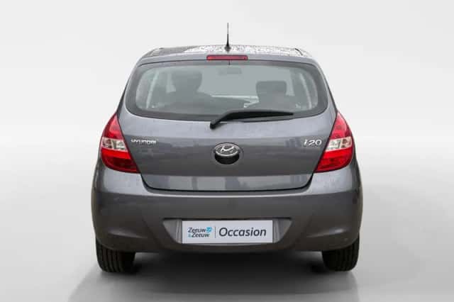 Hyundai i20 (2011) thumbnail 4