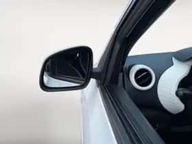 Renault Twingo (2014) thumbnail 16