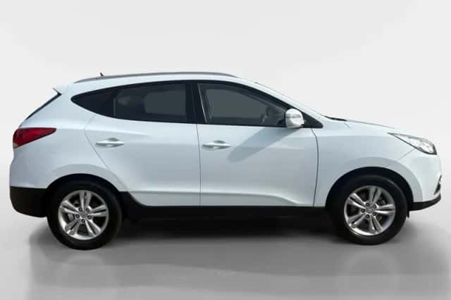 Hyundai ix35 (2011) thumbnail 3