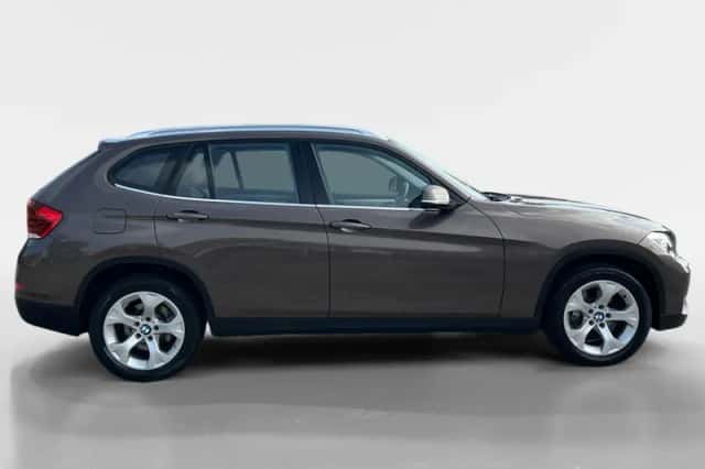 BMW X1 (2014) thumbnail 6
