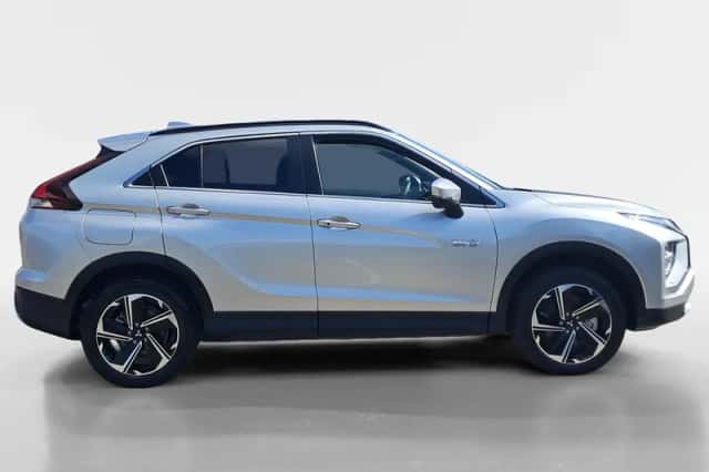 Mitsubishi Eclipse Cross (2024) thumbnail 3