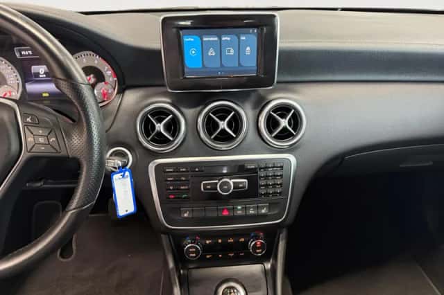 Mercedes-Benz A-Klasse (2014) thumbnail 16