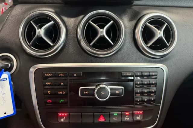 Mercedes-Benz A-Klasse (2014) thumbnail 19