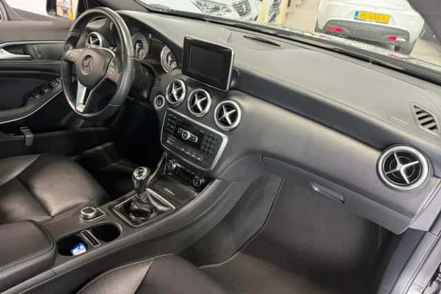 Mercedes-Benz A-Klasse (2014) thumbnail 24