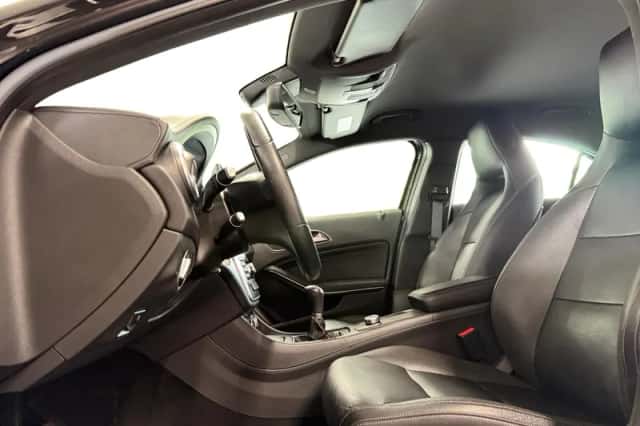 Mercedes-Benz A-Klasse (2014) thumbnail 9