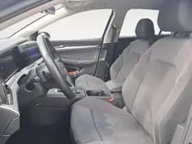 Volkswagen Golf (2023) thumbnail 11