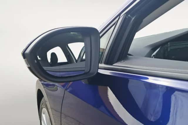 Volkswagen Golf (2023) thumbnail 15