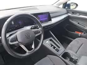 Volkswagen Golf (2023) thumbnail 16
