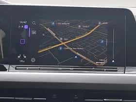 Volkswagen Golf (2023) thumbnail 21