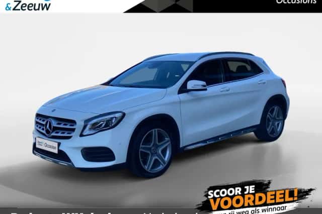 Mercedes-Benz GLA (2017) thumbnail 1