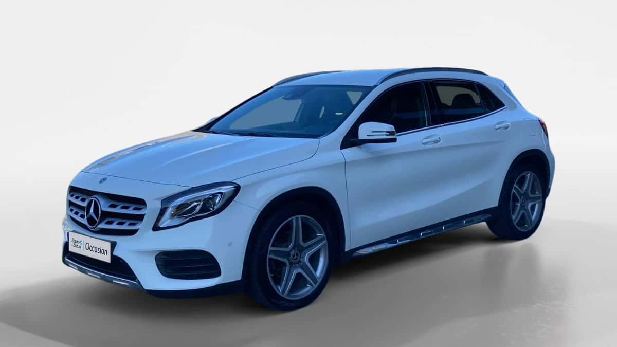 Mercedes-Benz GLA (2017) — foto 1