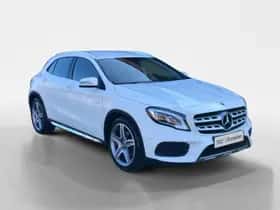 Mercedes-Benz GLA (2017) thumbnail 4