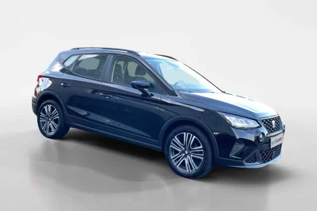 SEAT Arona (2022) thumbnail 4