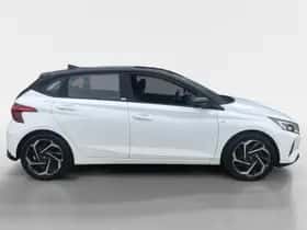 Hyundai i20 (2021) thumbnail 3