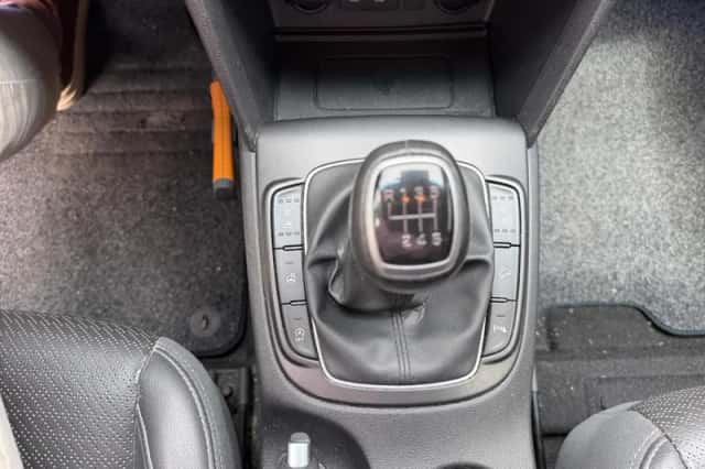 Hyundai Kona (2018) thumbnail 16