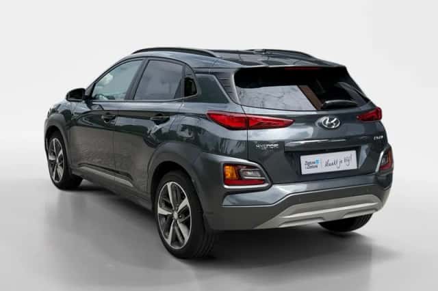Hyundai Kona (2018) thumbnail 3