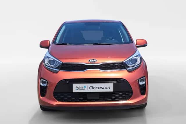 Kia Picanto (2021) thumbnail 2