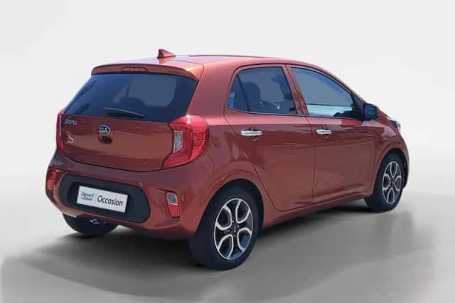 Kia Picanto (2021) thumbnail 3
