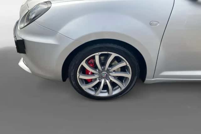 Alfa Romeo Mito (2017) thumbnail 15