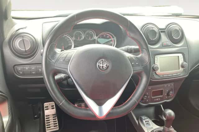 Alfa Romeo Mito (2017) thumbnail 17