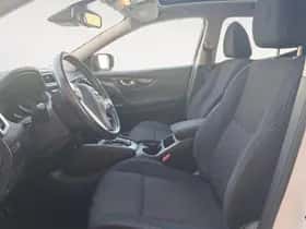 Nissan Qashqai (2016) thumbnail 11