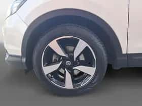Nissan Qashqai (2016) thumbnail 16