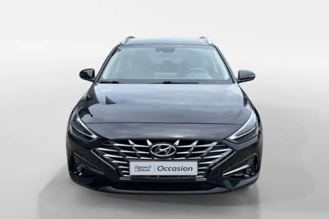Hyundai i30 (2021) thumbnail 3