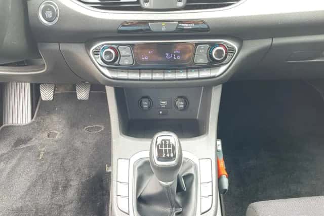 Hyundai i30 (2021) thumbnail 21