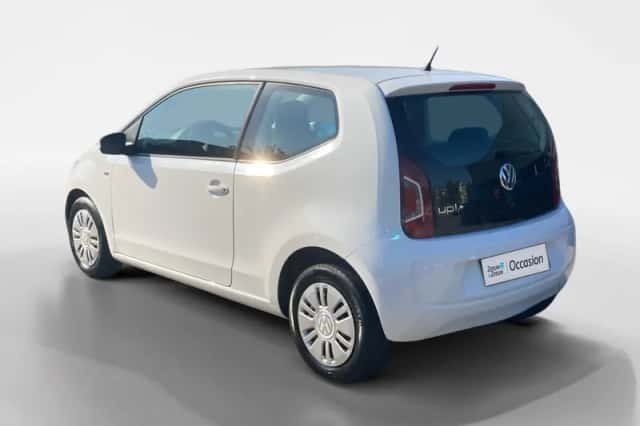 Volkswagen Up! (2015) thumbnail 4