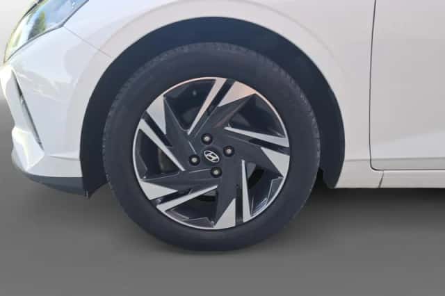 Hyundai i20 (2021) thumbnail 9
