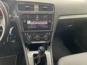 Volkswagen Golf (2017) thumbnail 17