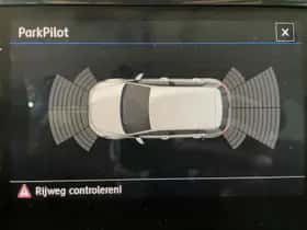 Volkswagen Golf (2017) thumbnail 19