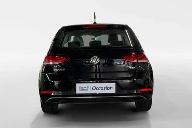 Volkswagen Golf (2017) thumbnail 6