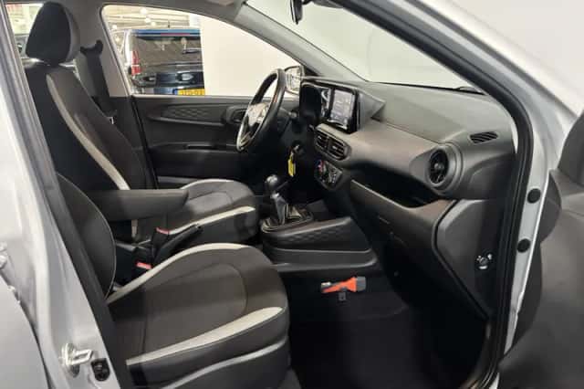 Hyundai i10 (2021) thumbnail 15
