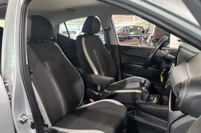 Hyundai i10 (2021) thumbnail 16