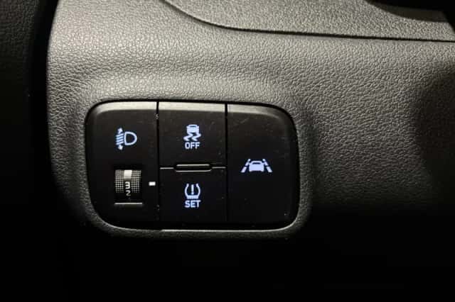 Hyundai i10 (2021) thumbnail 19