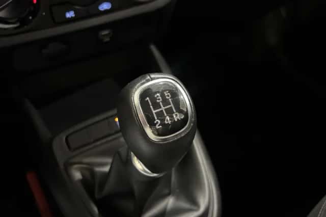 Hyundai i10 (2021) thumbnail 28