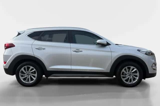 Hyundai Tucson (2016) thumbnail 5