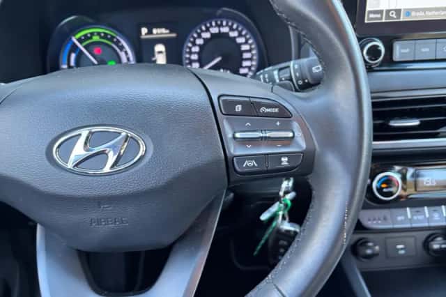 Hyundai Kona (2022) thumbnail 13
