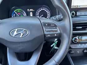Hyundai Kona (2022) thumbnail 13