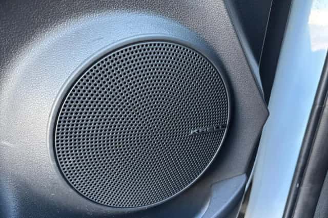 Hyundai Kona (2022) thumbnail 16