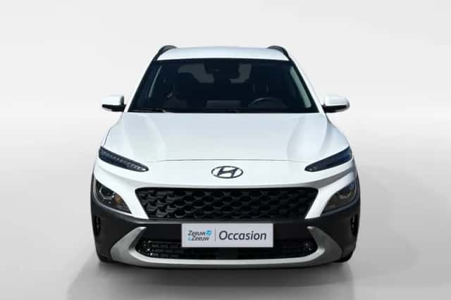 Hyundai Kona (2022) thumbnail 3
