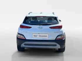Hyundai Kona (2022) thumbnail 4