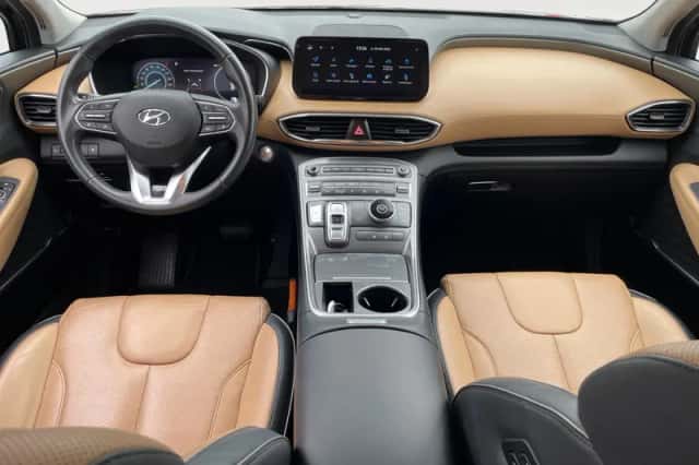 Hyundai Santa Fe (2021) thumbnail 13