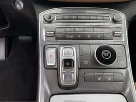 Hyundai Santa Fe (2021) thumbnail 14