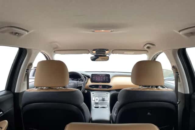 Hyundai Santa Fe (2021) thumbnail 15