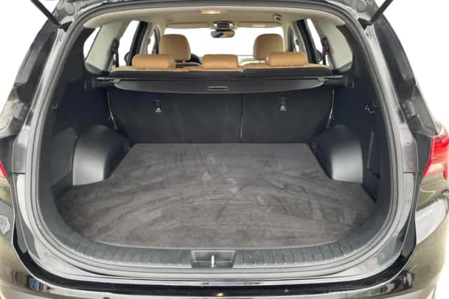 Hyundai Santa Fe (2021) thumbnail 24