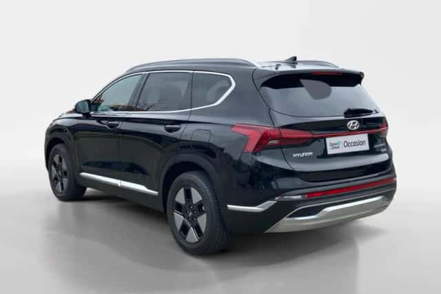 Hyundai Santa Fe (2021) thumbnail 4
